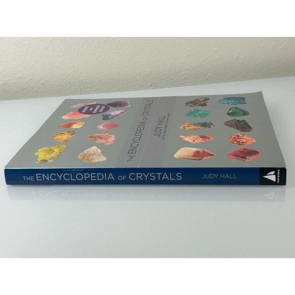 The Encyclopedia of Crystals by Judy Hall 2013 Paperback Healing How to Use Them - Picture 5 of 16